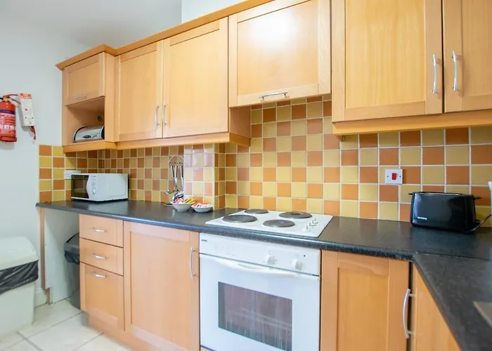 128 - Comfy 2 Bed With Parking Apartamento Galway