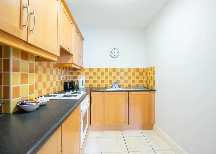 128 - Comfy 2 Bed With Parking Апартаменты Голуэй