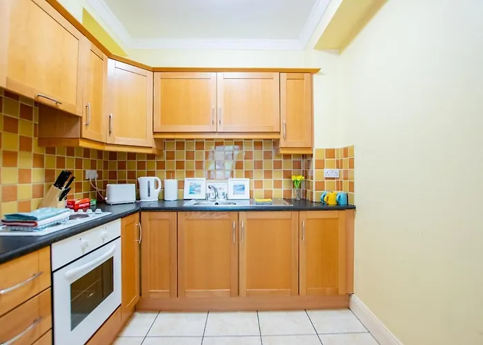 128 - Comfy 2 Bed With Parking Apartamento