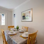128 - Comfy 2 Bed With Parking Apartmán Galway